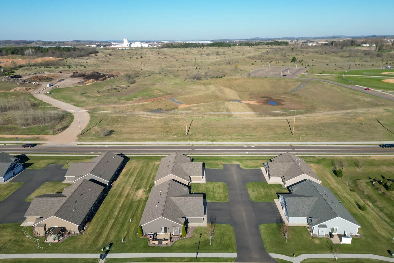 5642 Green Park Drive, Eau Claire, WI — photo 45