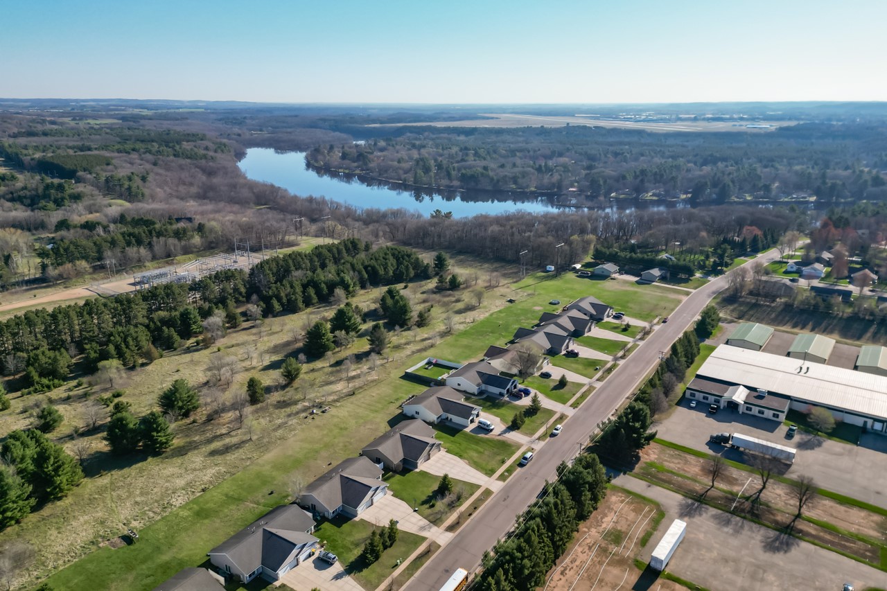 5642 Green Park Drive, Eau Claire, WI — photo 56