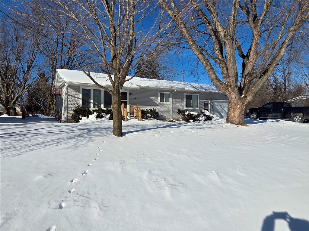 600-9th-Ladysmith-WI-54848-8