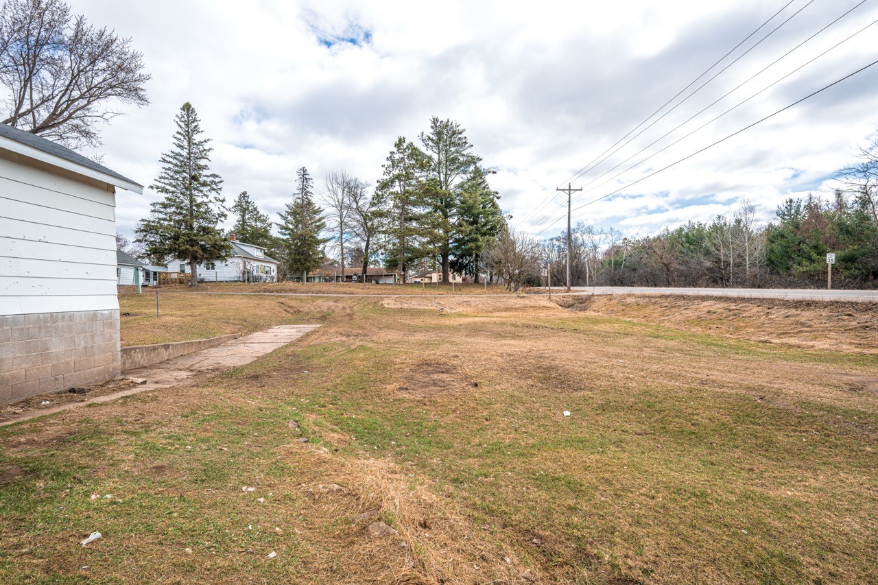 Residential at 610 2nd Street, Bruce, WI 54868 — photo 5