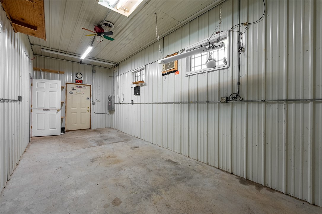 612 E Lincoln Street, Augusta, WI — photo 10