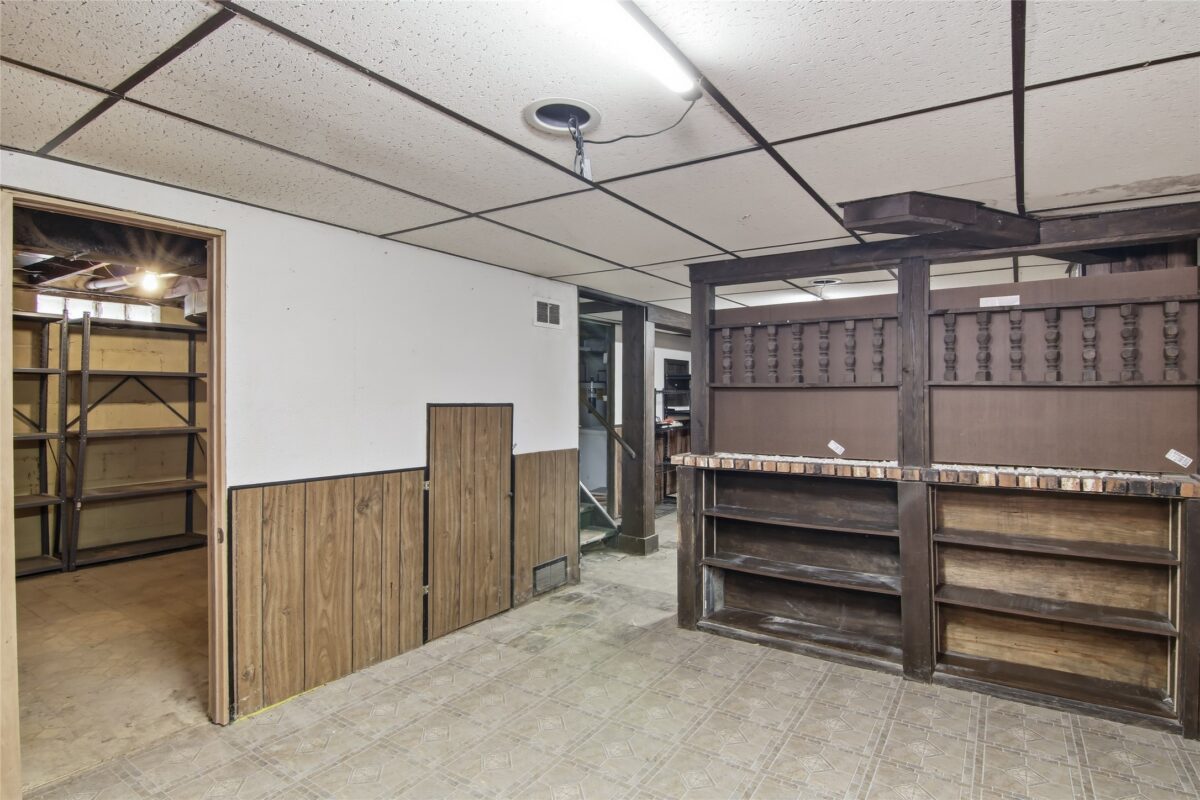 Residential at 615 Vine Street, Eau Claire, WI 54703 — photo 3