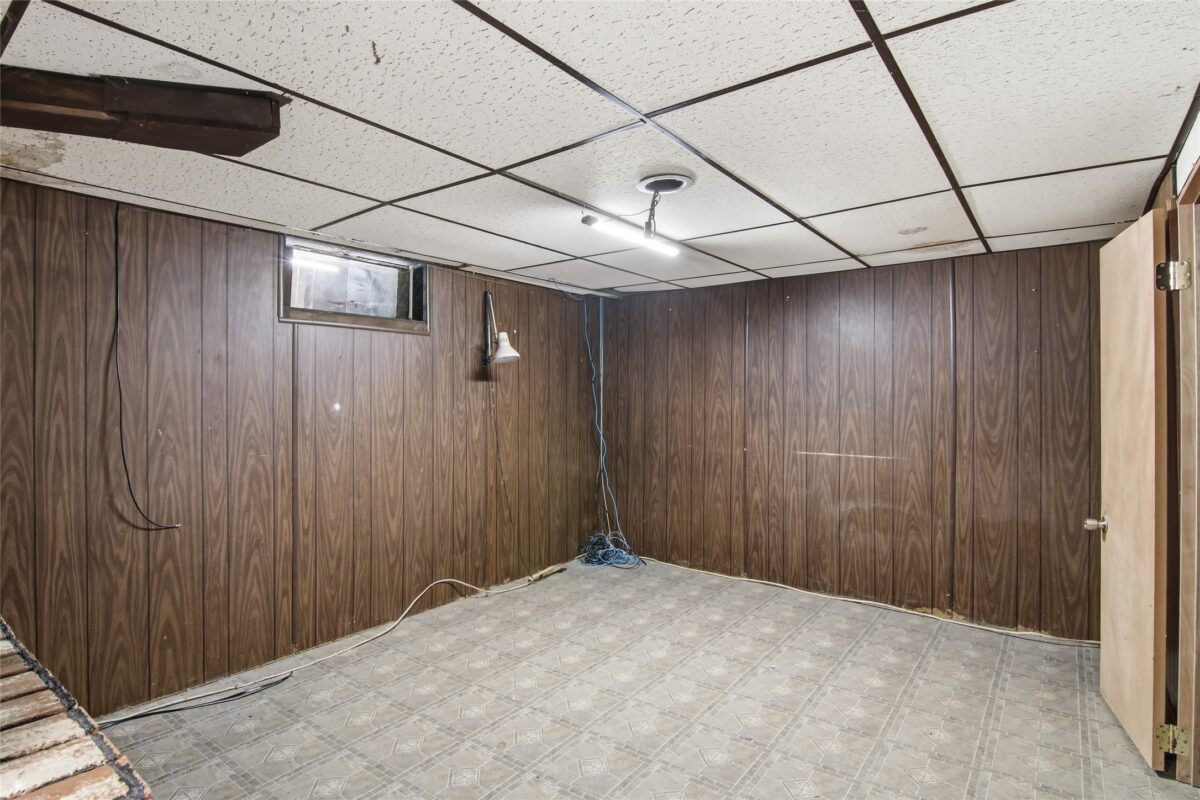 Residential at 615 Vine Street, Eau Claire, WI 54703 — photo 4