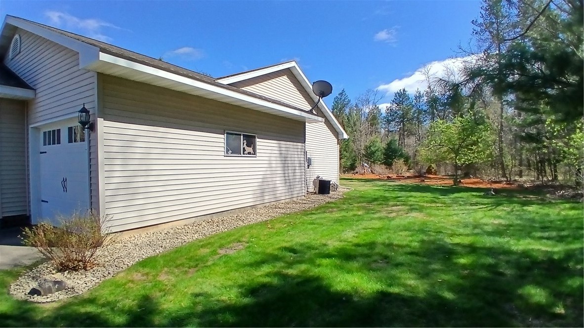 Residential at 6259 Joanne Ln, Altoona, WI 54720 — photo 17