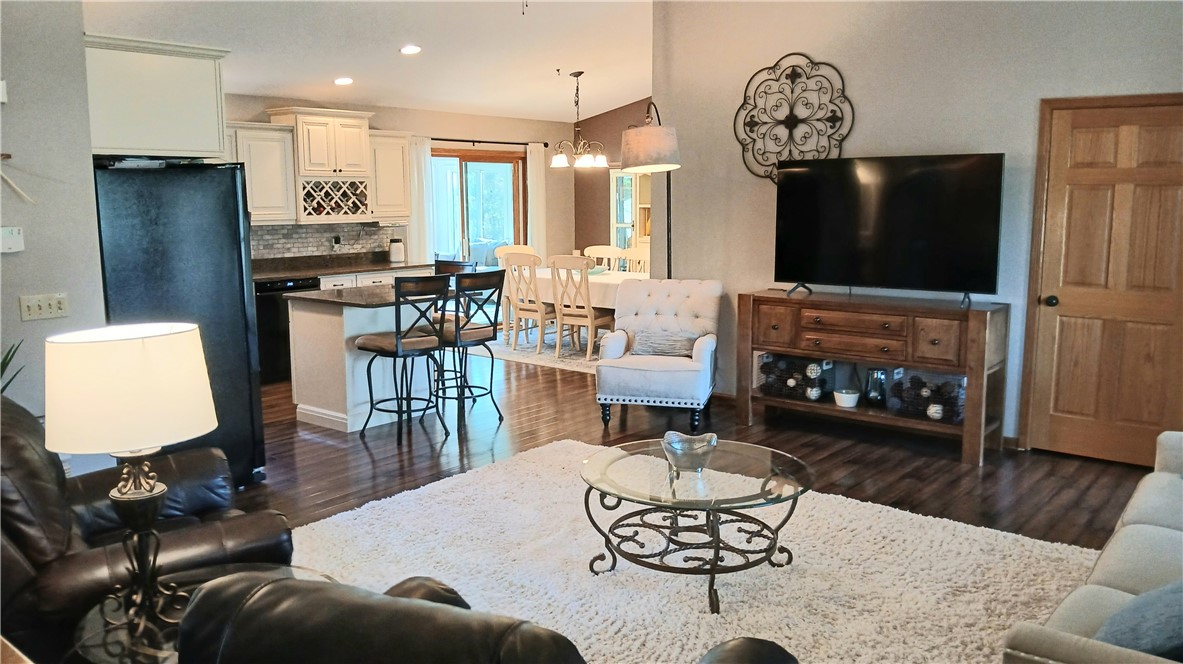 Residential at 6259 Joanne Ln, Altoona, WI 54720 — photo 8