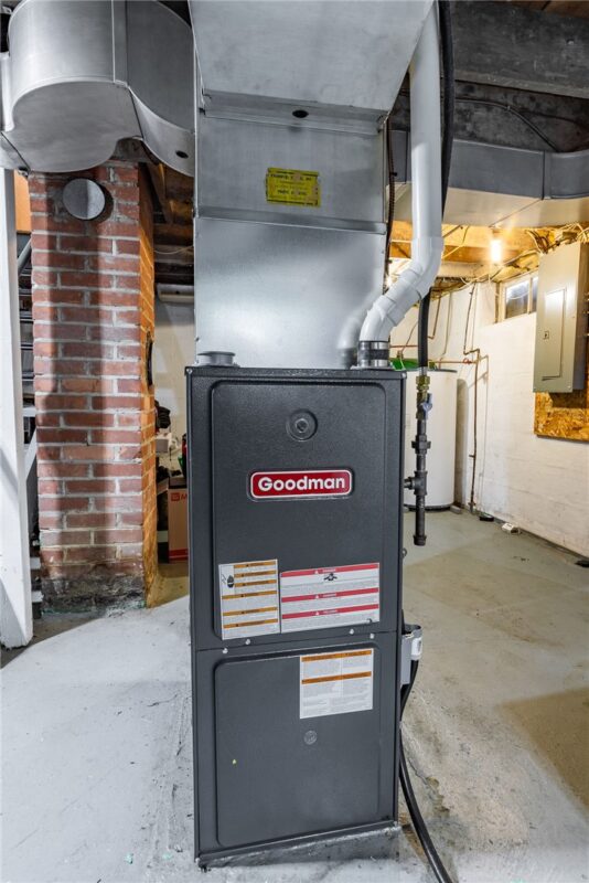 Residential at 632 Gilbert Avenue, Eau Claire, WI 54701 — photo 9