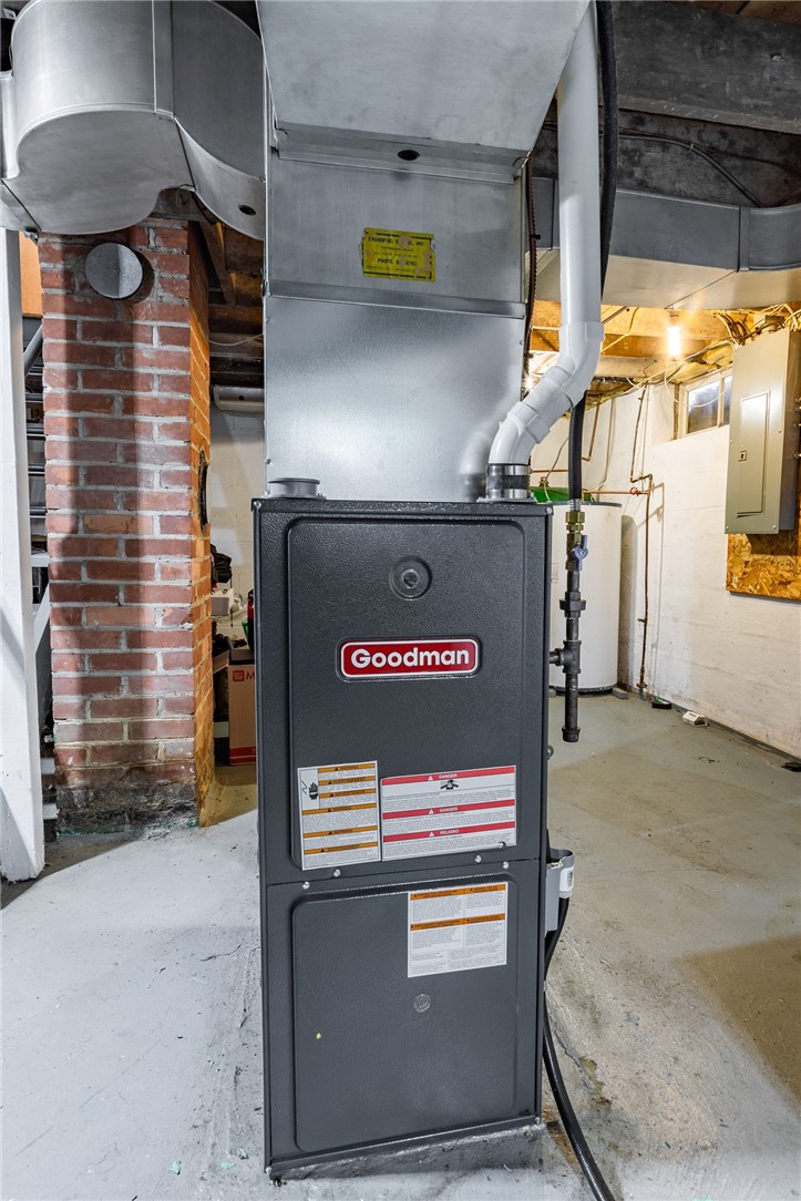 Residential at 632 Gilbert Avenue, Eau Claire, WI 54701 — photo 9