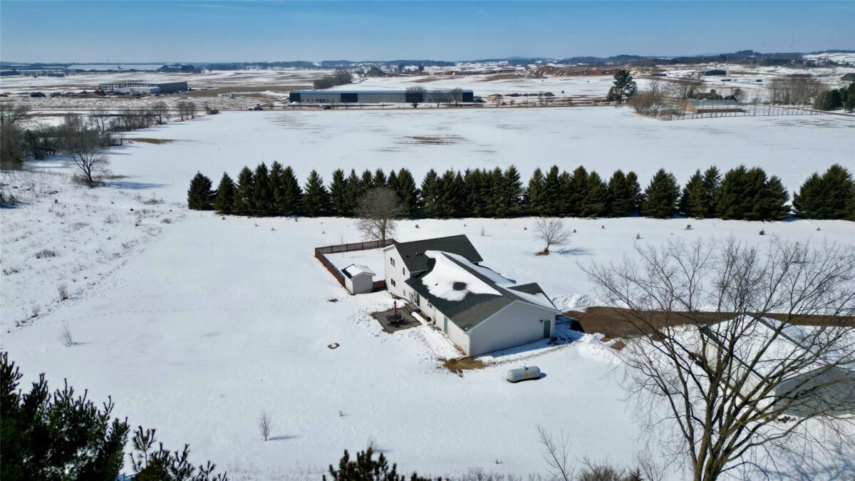 6323 17th Avenue Eau Claire WI 54703 — photo 10