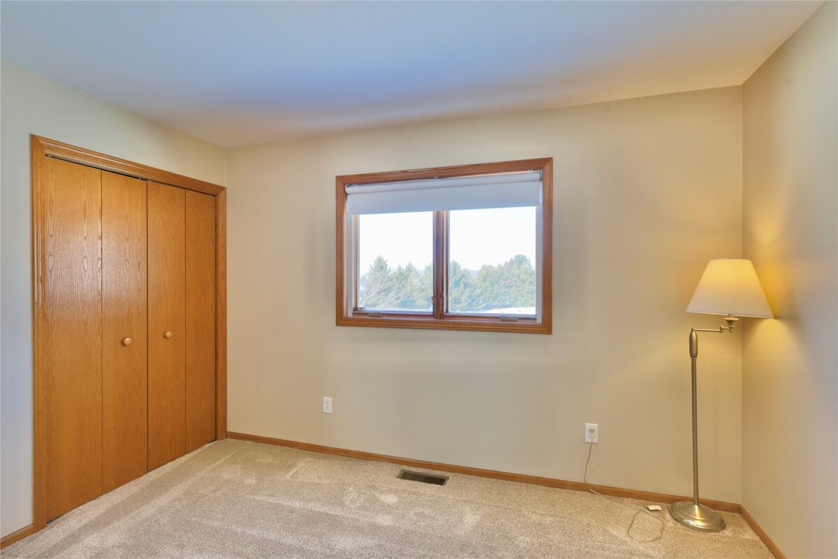 6323 17th Avenue Eau Claire WI 54703 — photo 36