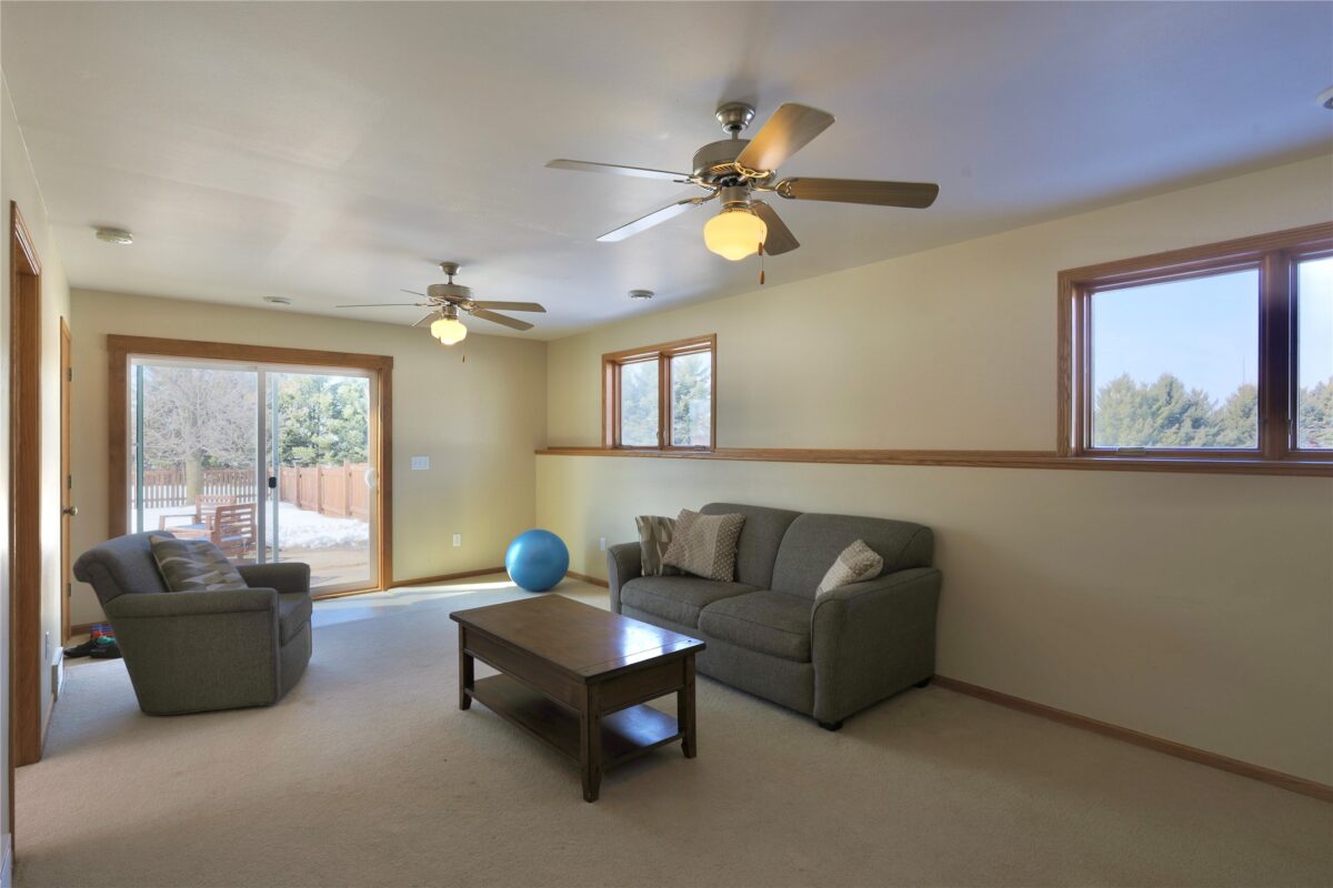 6323 17th Avenue Eau Claire WI 54703 — photo 41
