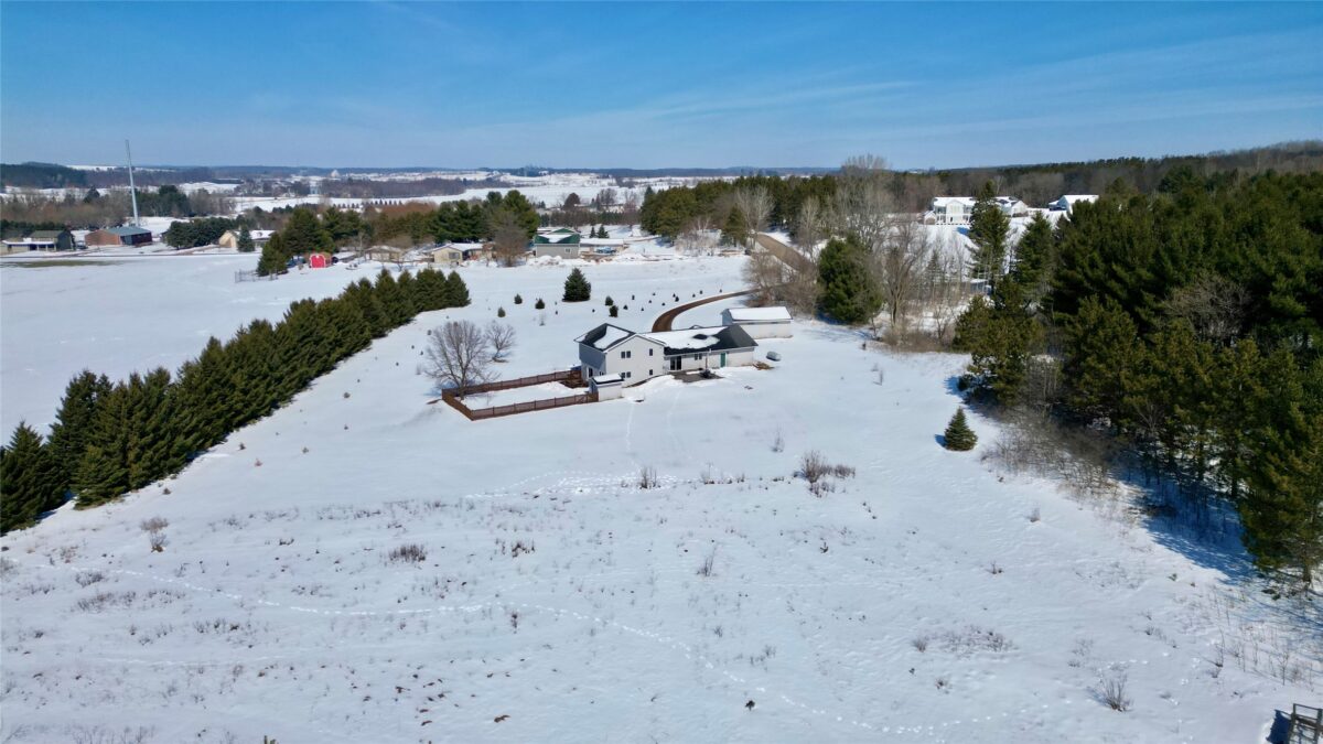 6323 17th Avenue Eau Claire WI 54703 — photo 55