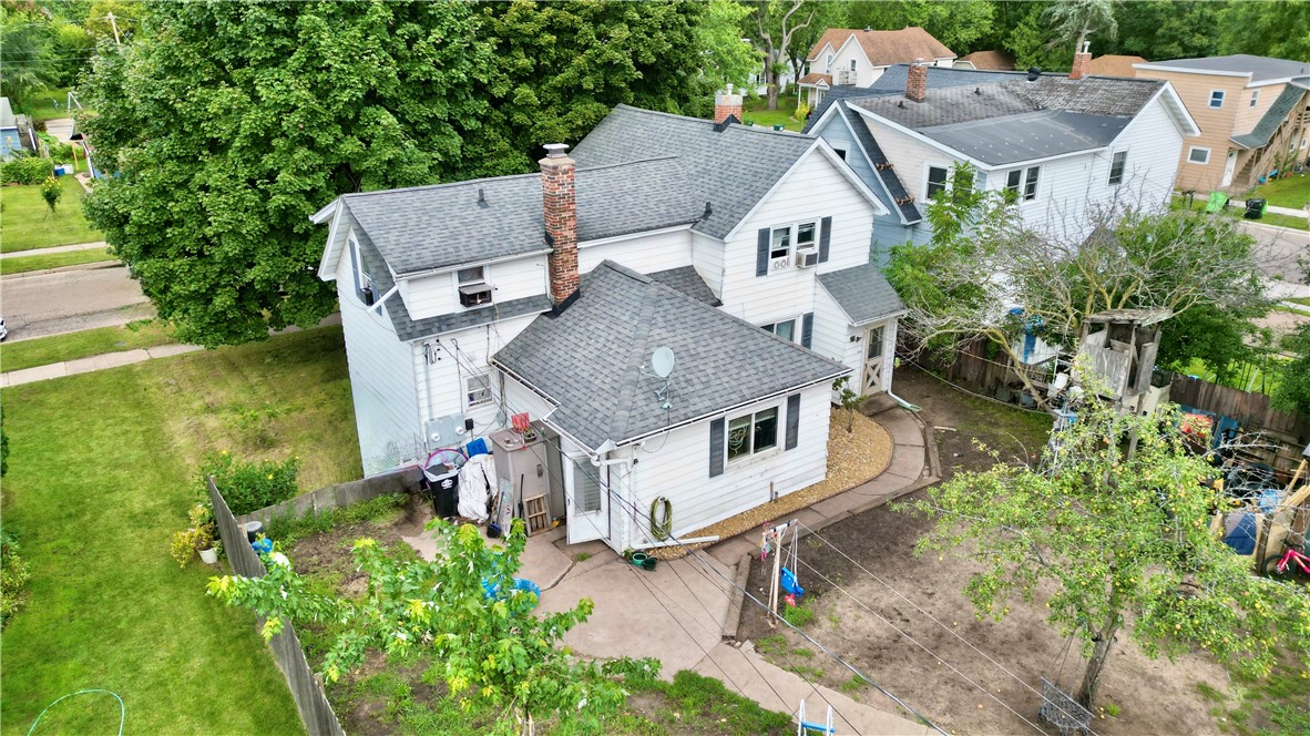 Residential Income at 635 Centre Street, Eau Claire, WI 54703 — photo 6