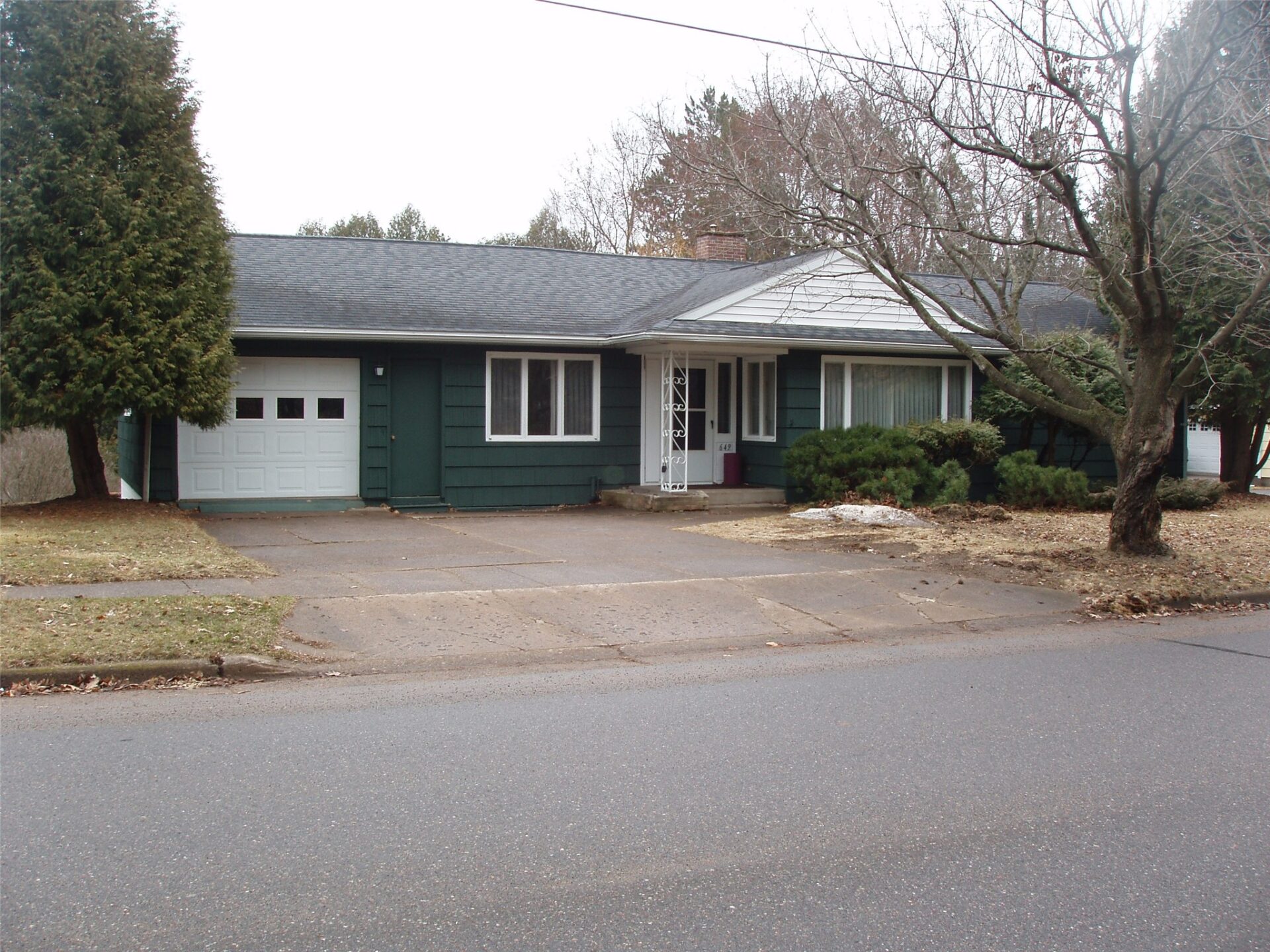 649 3rd Avenue Park Falls WI 54552