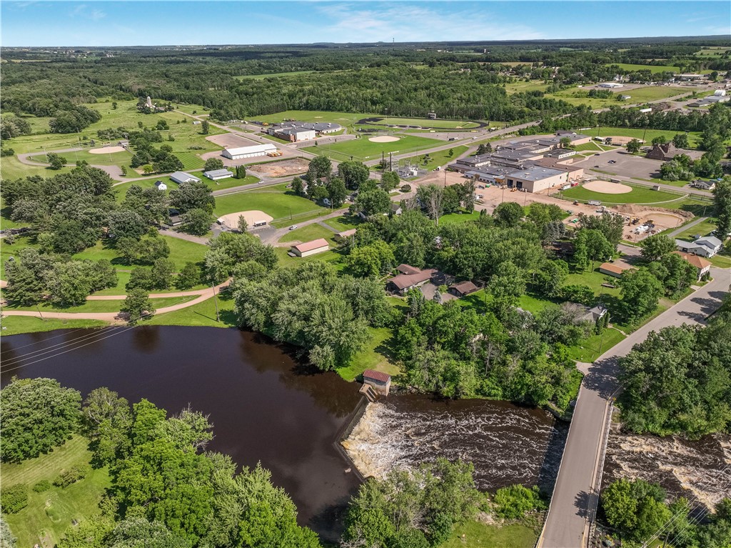 Residential at 650 Main Street, Cadott, WI 54727 — photo 2