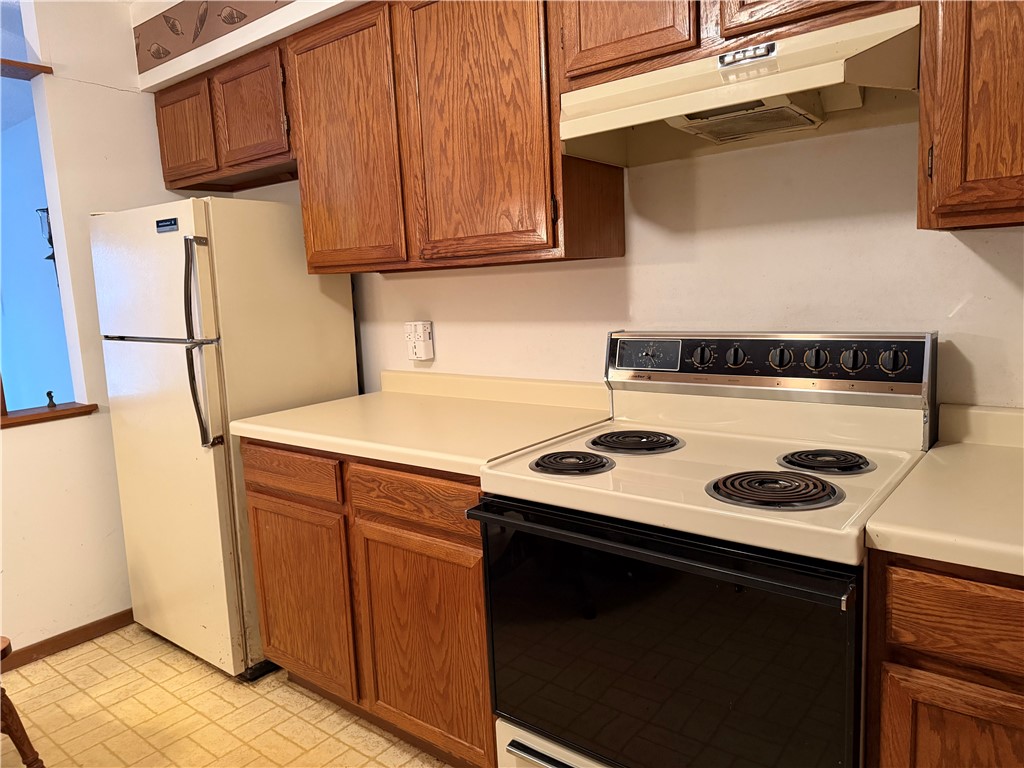 Residential at 67 Meadow Court, Chippewa Falls, WI 54729 — photo 5