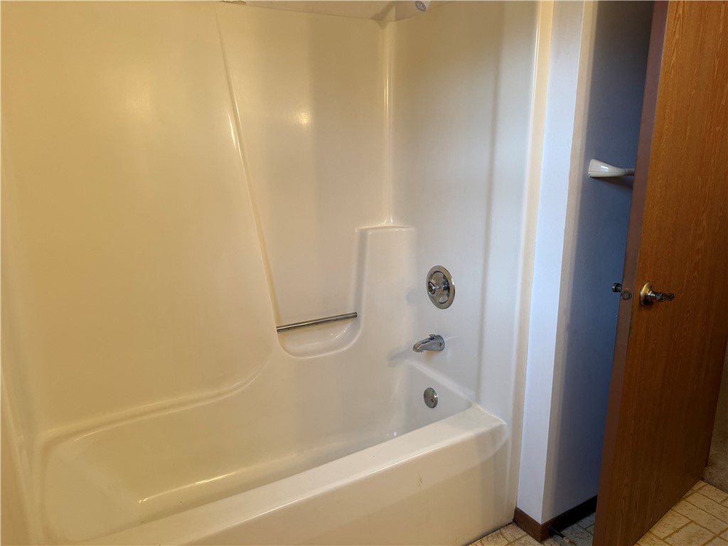 Residential at 67 Meadow Court, Chippewa Falls, WI 54729 — photo 7