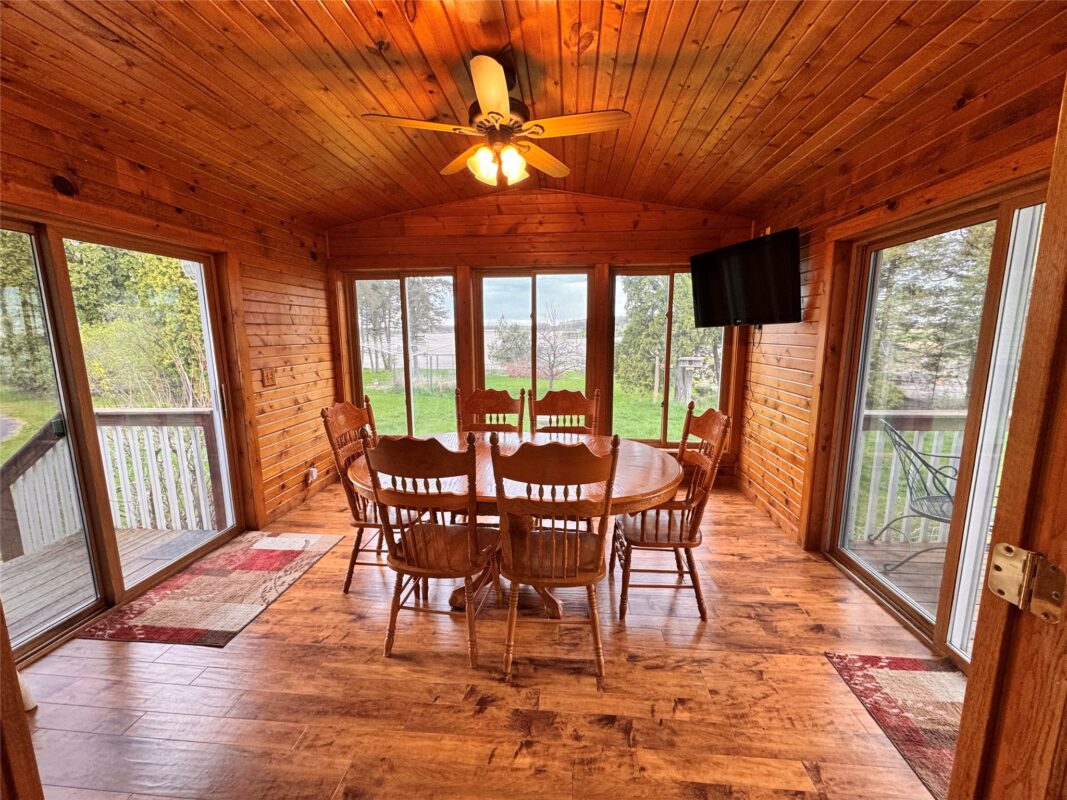 6806 Curvue Road, Eau Claire, WI — photo 8