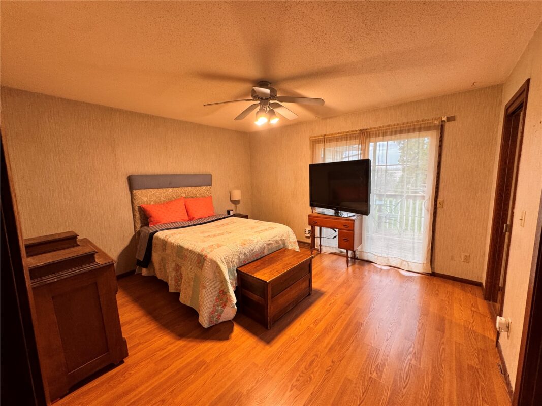 6806 Curvue Road, Eau Claire, WI — photo 9