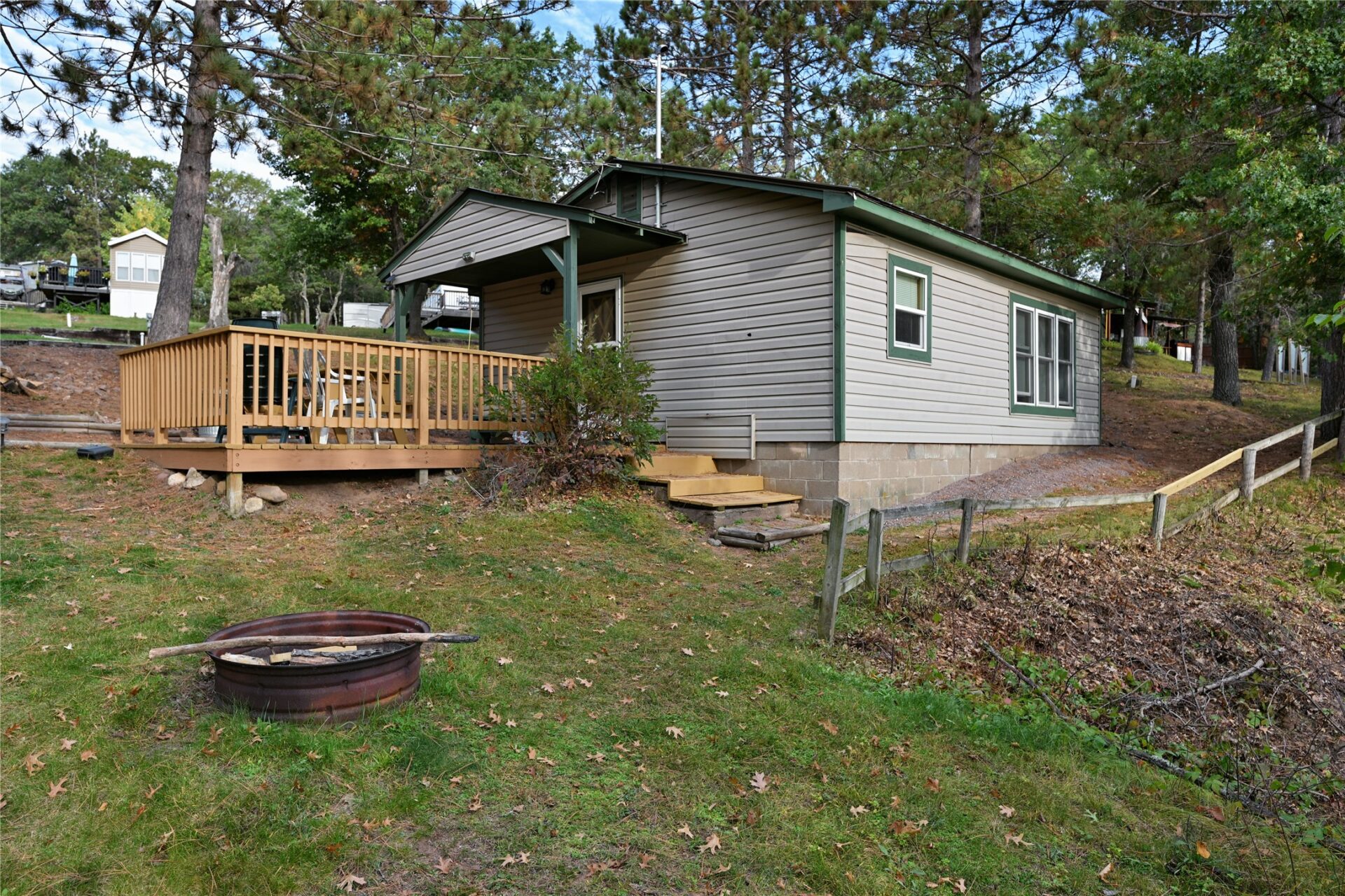 6833 View Point Lodge Road  Gordon WI 54838 — MLS #1599849