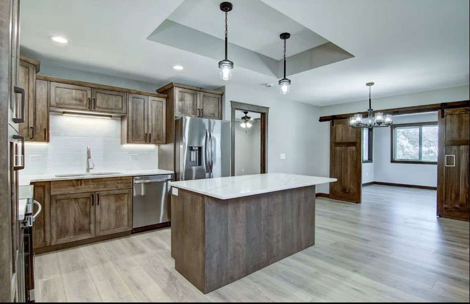 703-Sequoia-Altoona-WI-54720-1