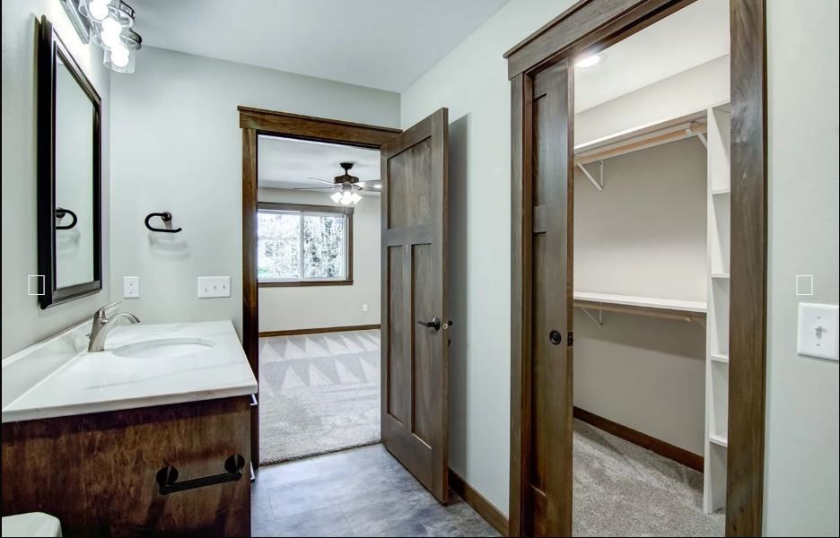 703-Sequoia-Altoona-WI-54720-8