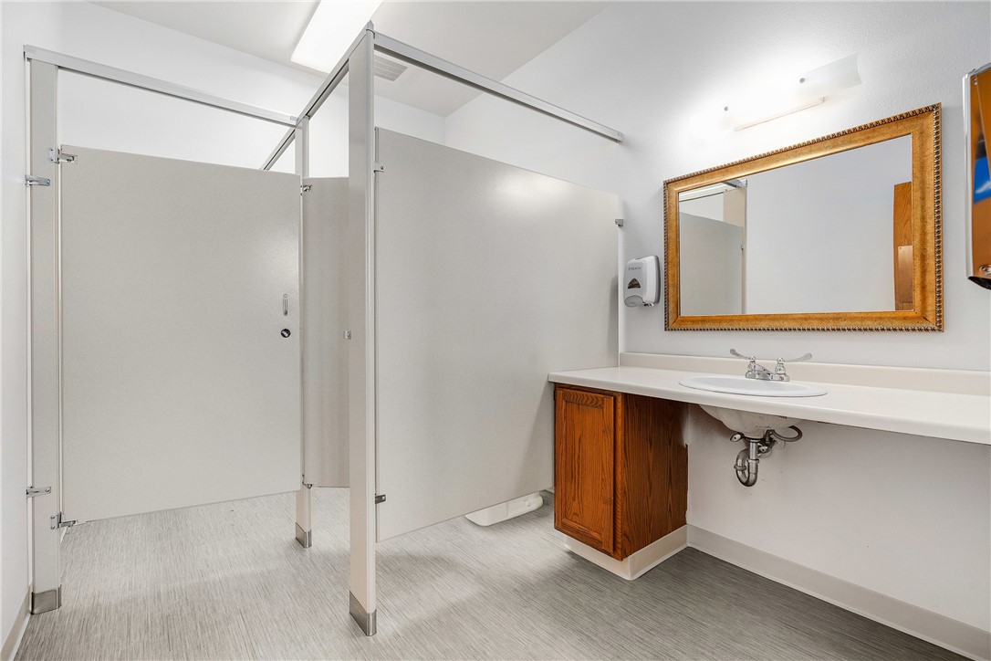 703 W Hamilton Avenue, Eau Claire, WI — photo 36