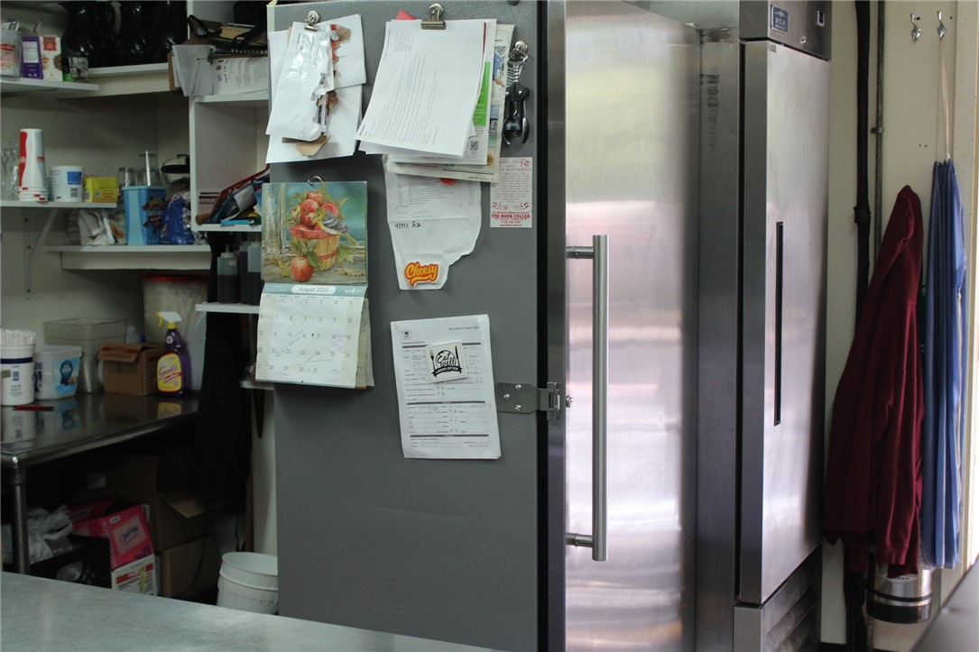 704 E Grand Avenue, Chippewa Falls, WI — photo 10