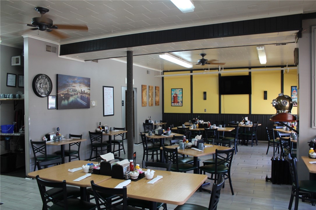 704 E Grand Avenue, Chippewa Falls, WI — photo 8