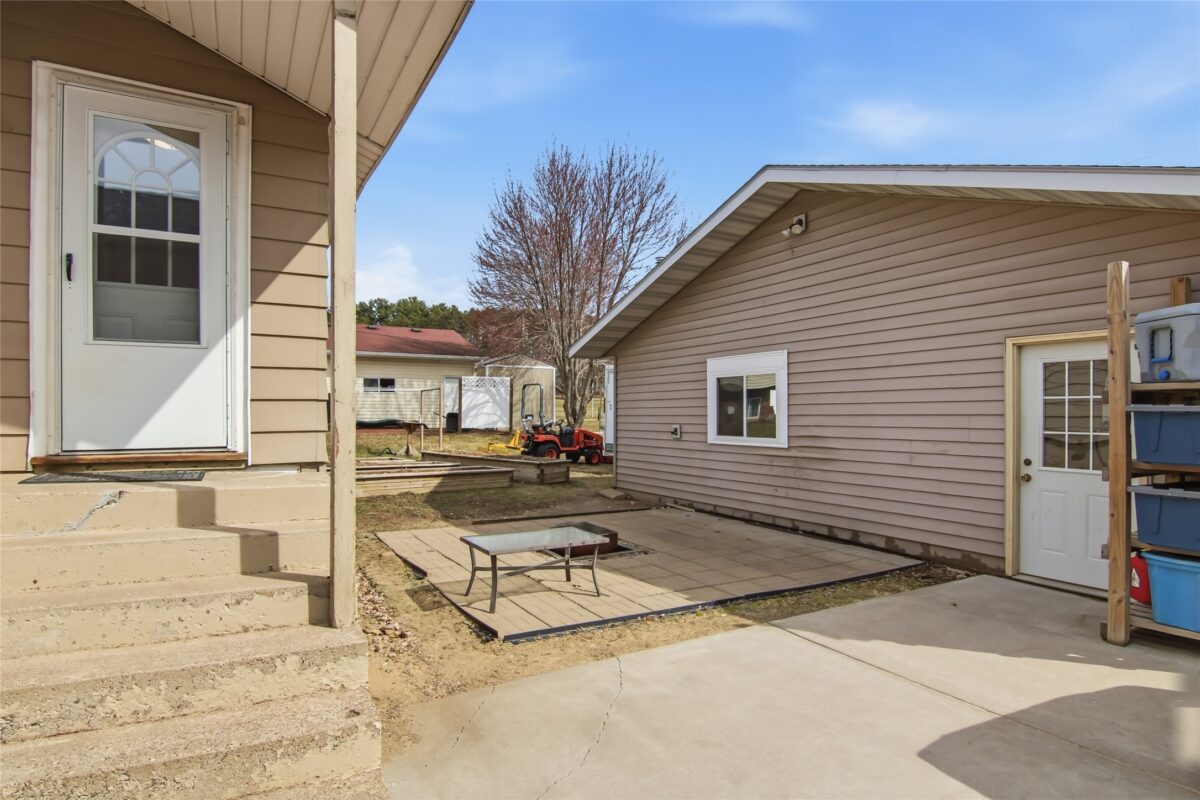 Residential at 708 13th Avenue, Bloomer, WI 54724 — photo 28