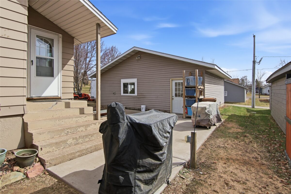 Residential at 708 13th Avenue, Bloomer, WI 54724 — photo 31