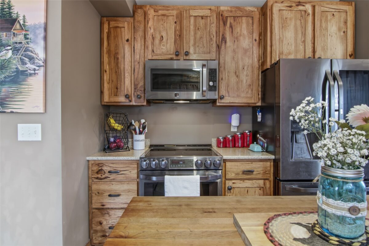Residential at 708 13th Avenue, Bloomer, WI 54724 — photo 5