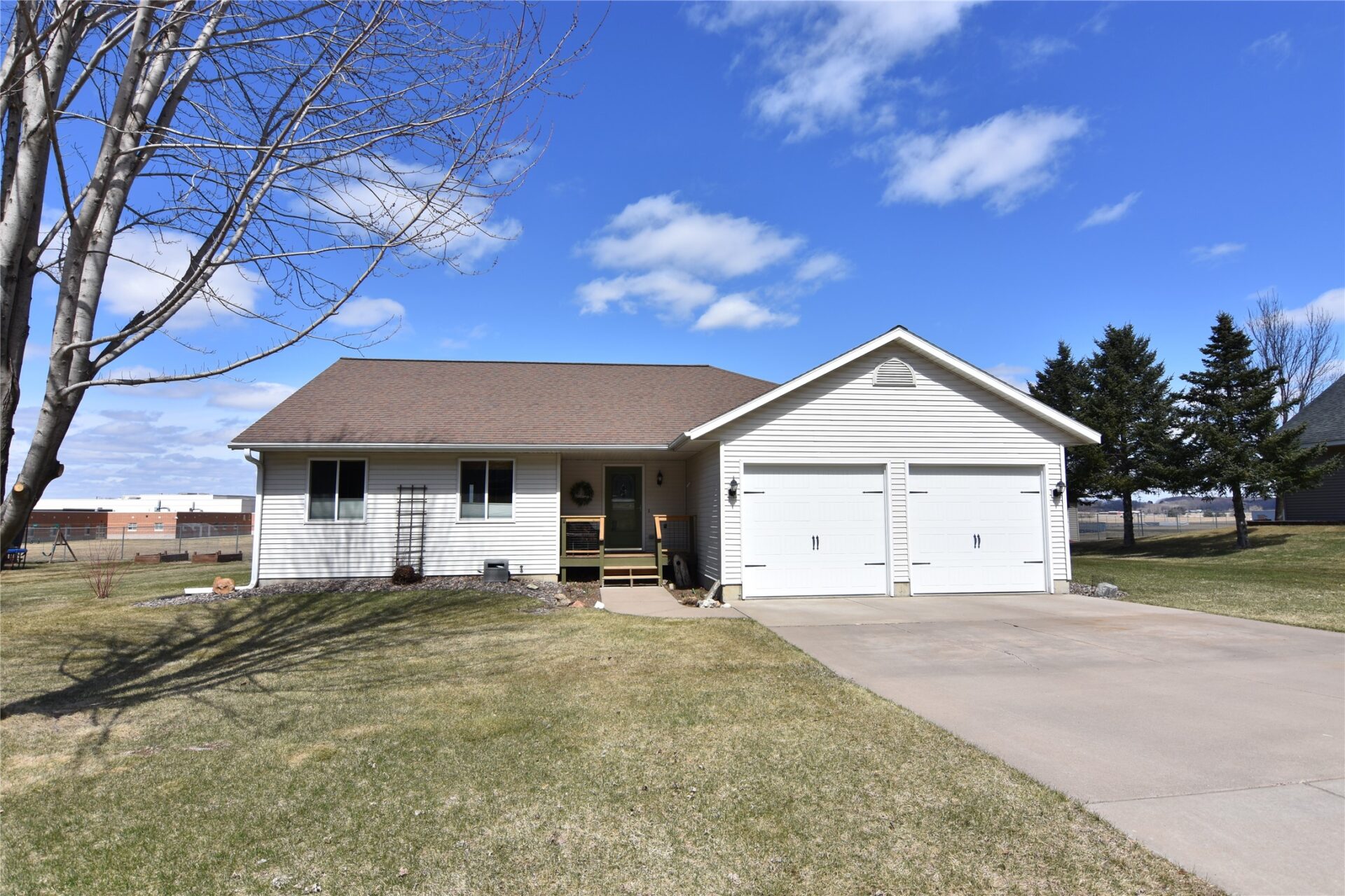 711 8th Avenue Bloomer WI 54724