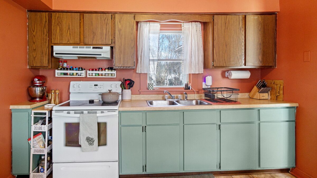 Residential at 716 Ferry Street, Eau Claire, WI 54703 — photo 2