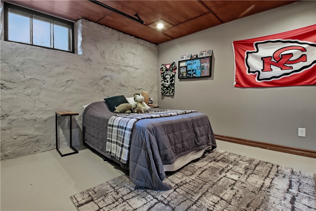 Residential at 716 Willow Street, Chippewa Falls, WI 54729 — photo 5