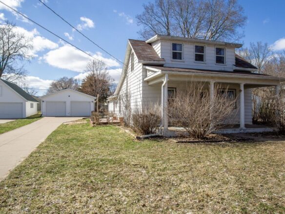 716 Ferry Street Eau Claire WI 54703 — photo 1