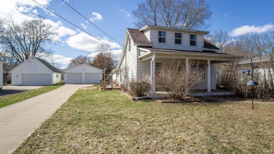 716 Ferry Street