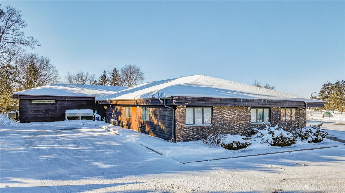 719 W Hamilton Avenue, Eau Claire, WI — photo 2