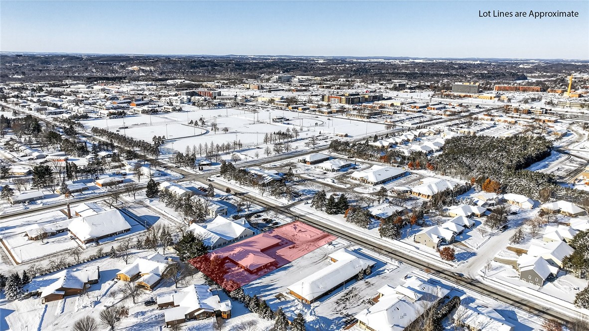 719 W Hamilton Avenue, Eau Claire, WI — photo 3