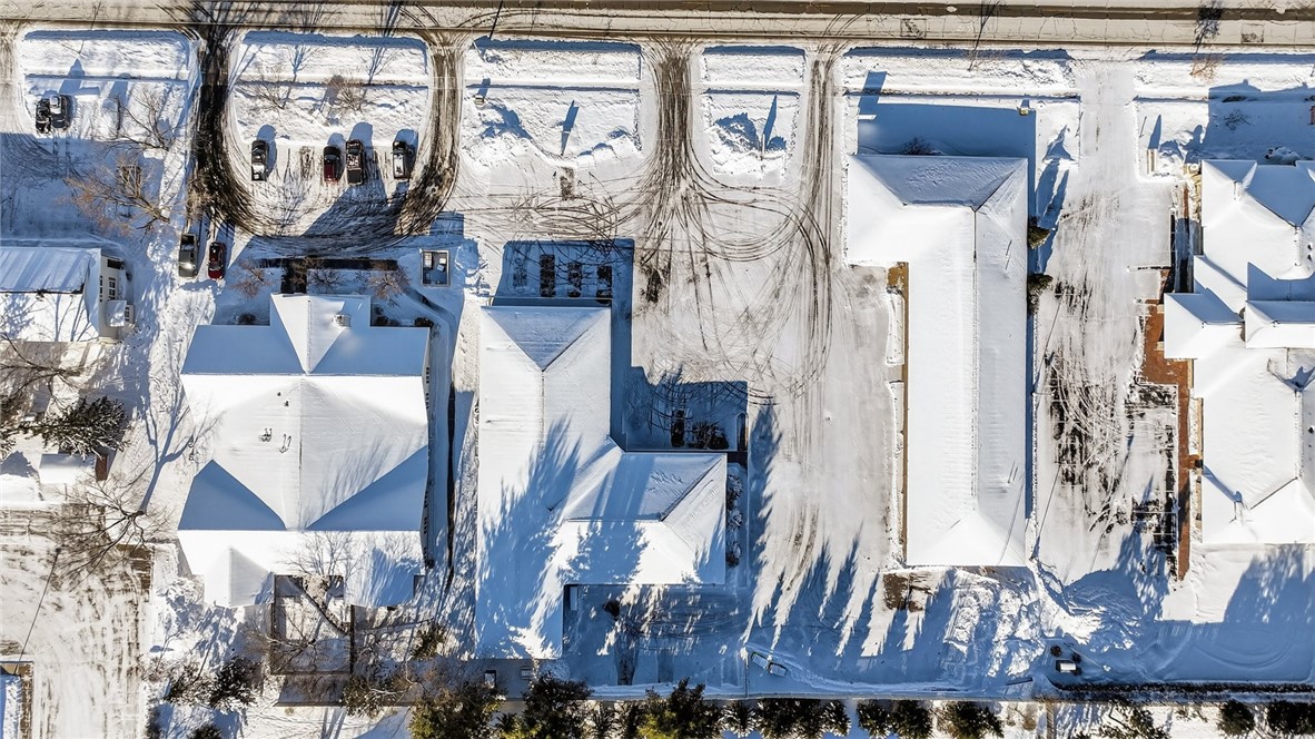 719 W Hamilton Avenue, Eau Claire, WI — photo 5