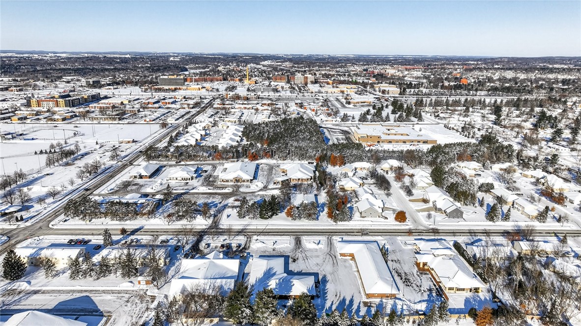 719 W Hamilton Avenue, Eau Claire, WI — photo 6