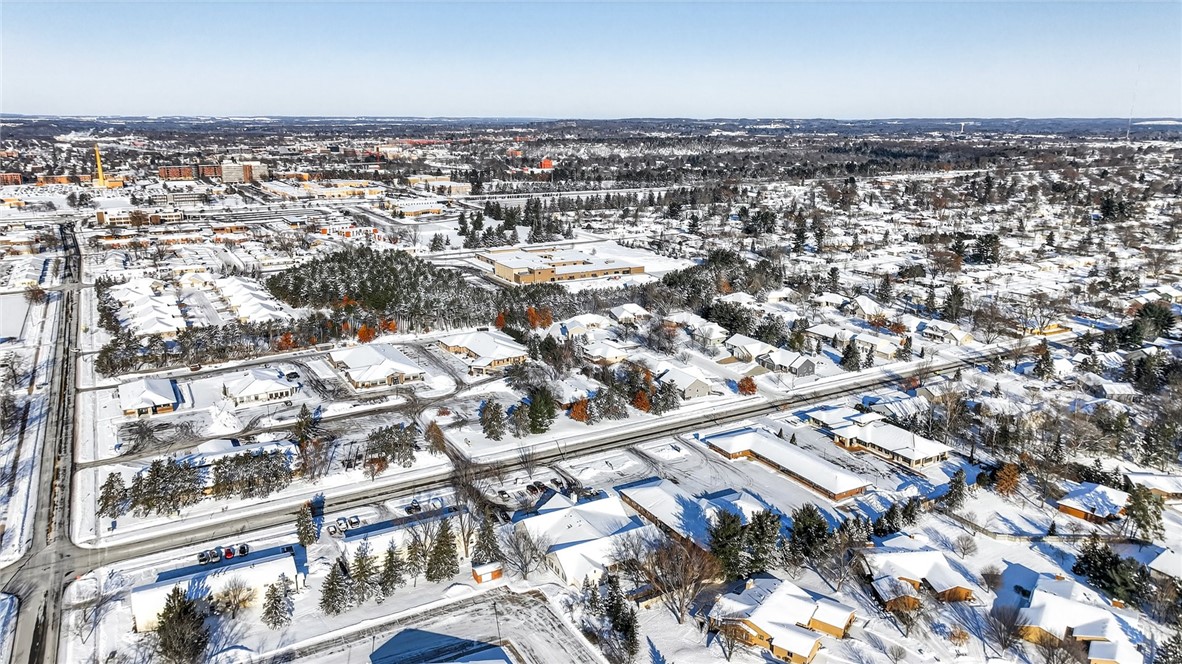 719 W Hamilton Avenue, Eau Claire, WI — photo 7