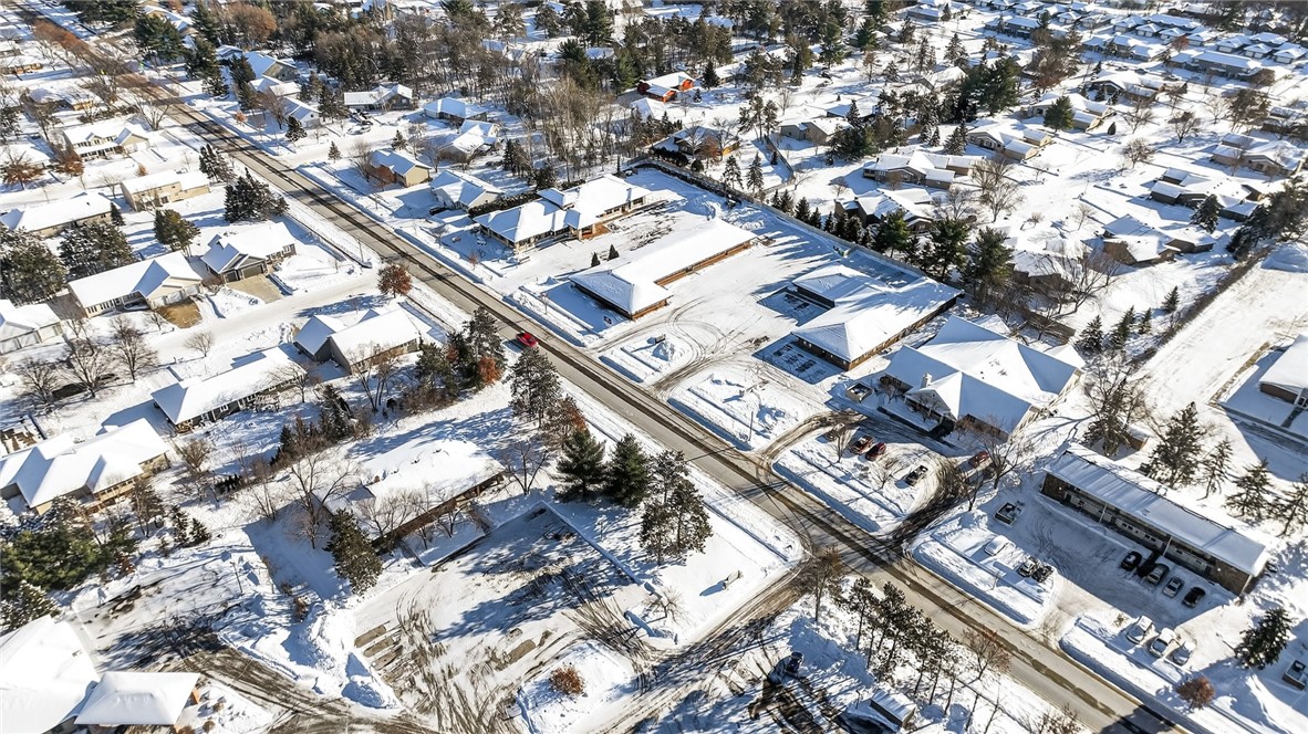 719 W Hamilton Avenue, Eau Claire, WI — photo 8