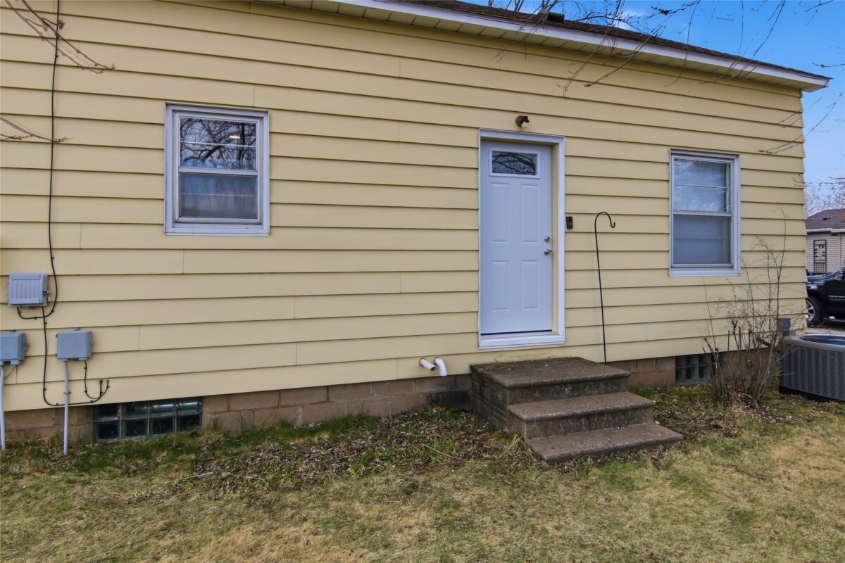 726 Herbert Street Chippewa Falls WI 54729 — photo 32