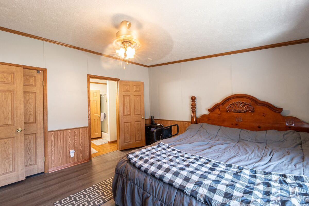 7649N Fishtrap Lake Rd, Winter, WI