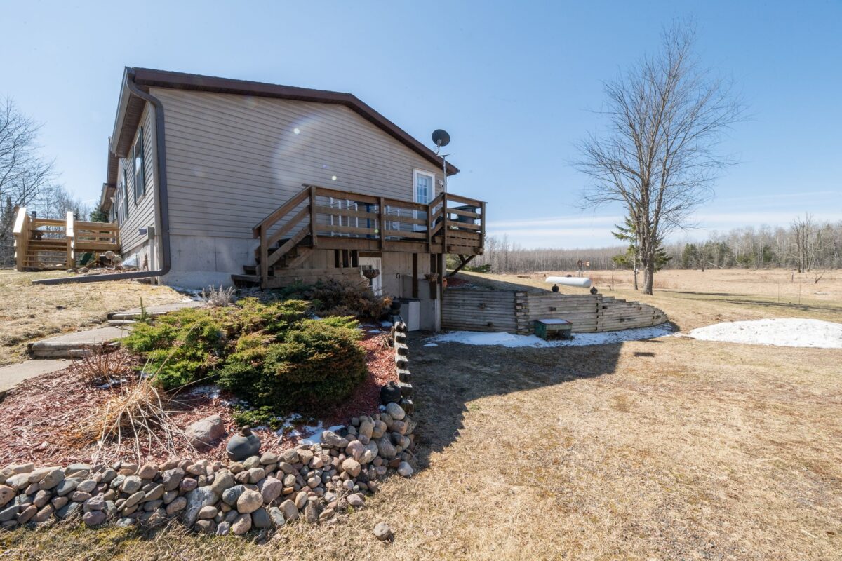 7649N Fishtrap Lake Rd, Winter, WI