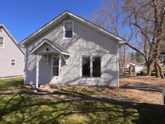 79 Bering Street E, Milltown, WI