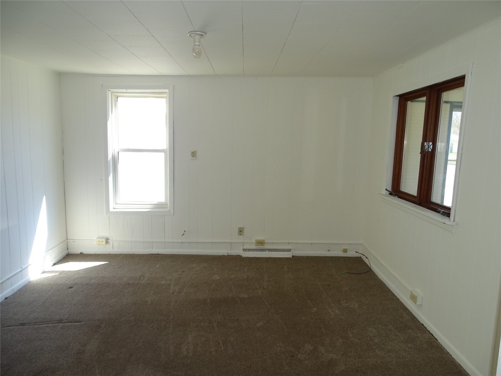 Residential at 800 Madison Street, Durand, WI 54736 — photo 4