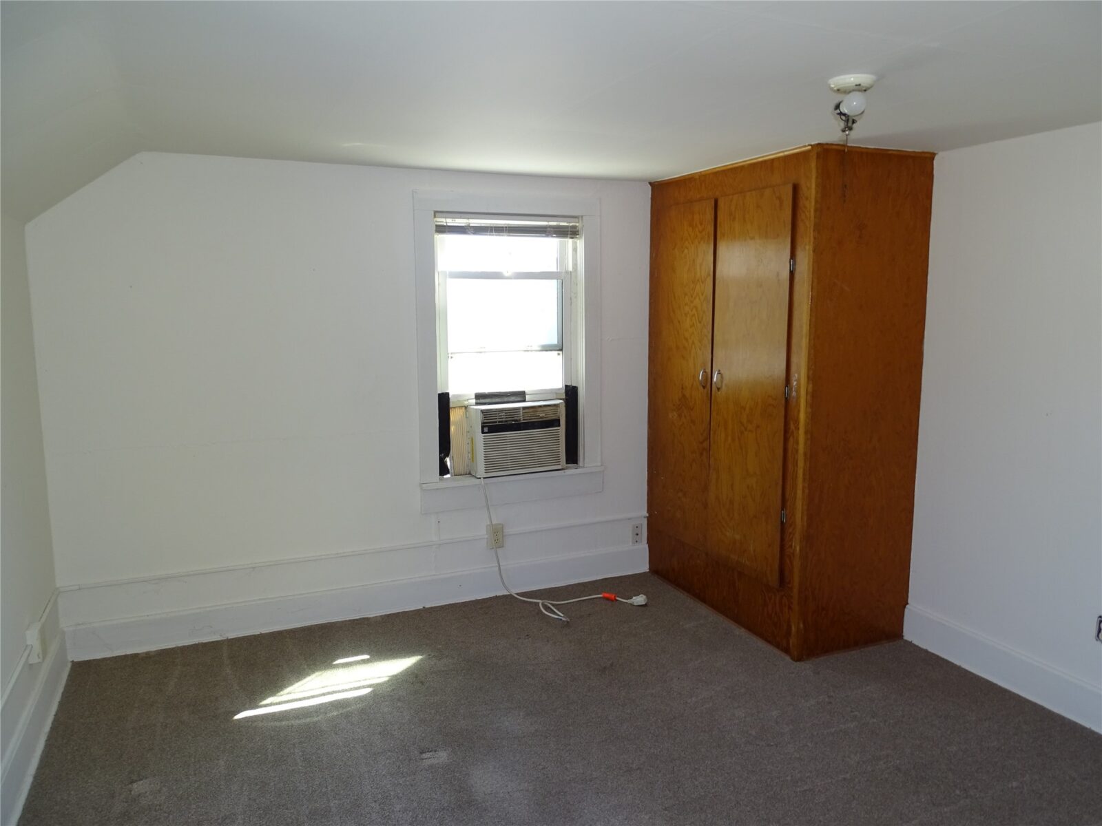 Residential at 800 Madison Street, Durand, WI 54736 — photo 8