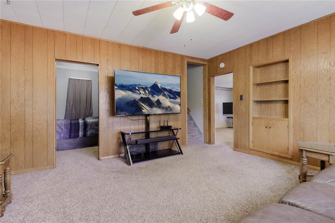 Residential at 804 Prospect Street, Durand, WI 54736 — photo 2