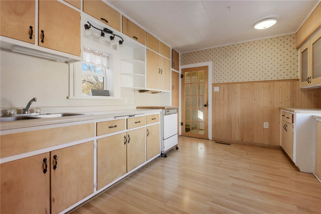 Residential at 804 Prospect Street, Durand, WI 54736 — photo 19